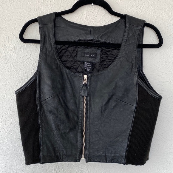 Limited Women's leather vest with zip-up front size L - Picture 2 of 6